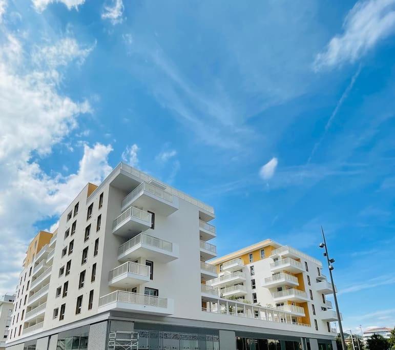 Logement Moderne Luxueux Parking Ac Cote De La Mer Niza Exterior foto