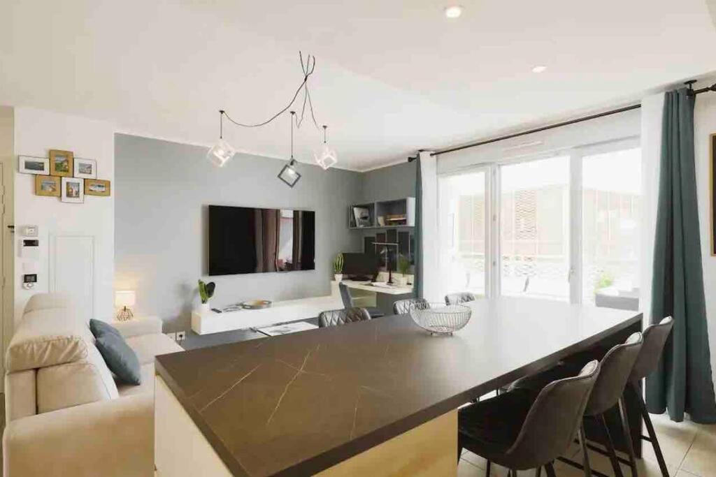 Logement Moderne Luxueux Parking Ac Cote De La Mer Niza Exterior foto