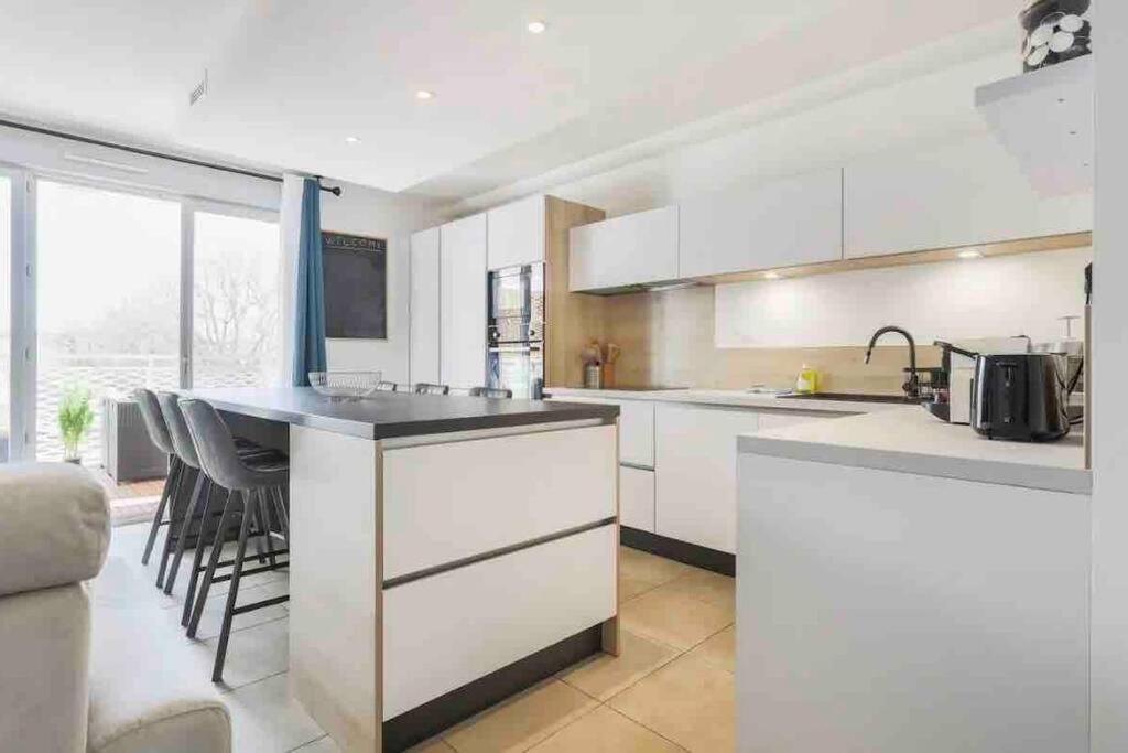 Logement Moderne Luxueux Parking Ac Cote De La Mer Niza Exterior foto